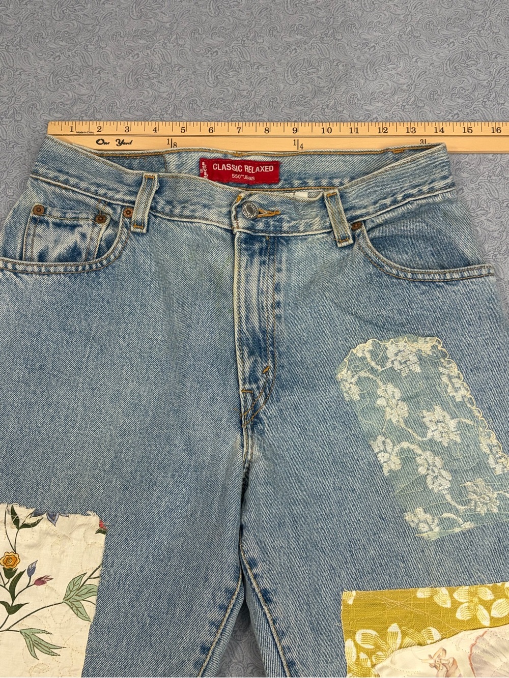 Levi's Relaxed 550 Light Blue Boyfriend Jeans with Floral Patchwork 10 - Picture 6 of 12